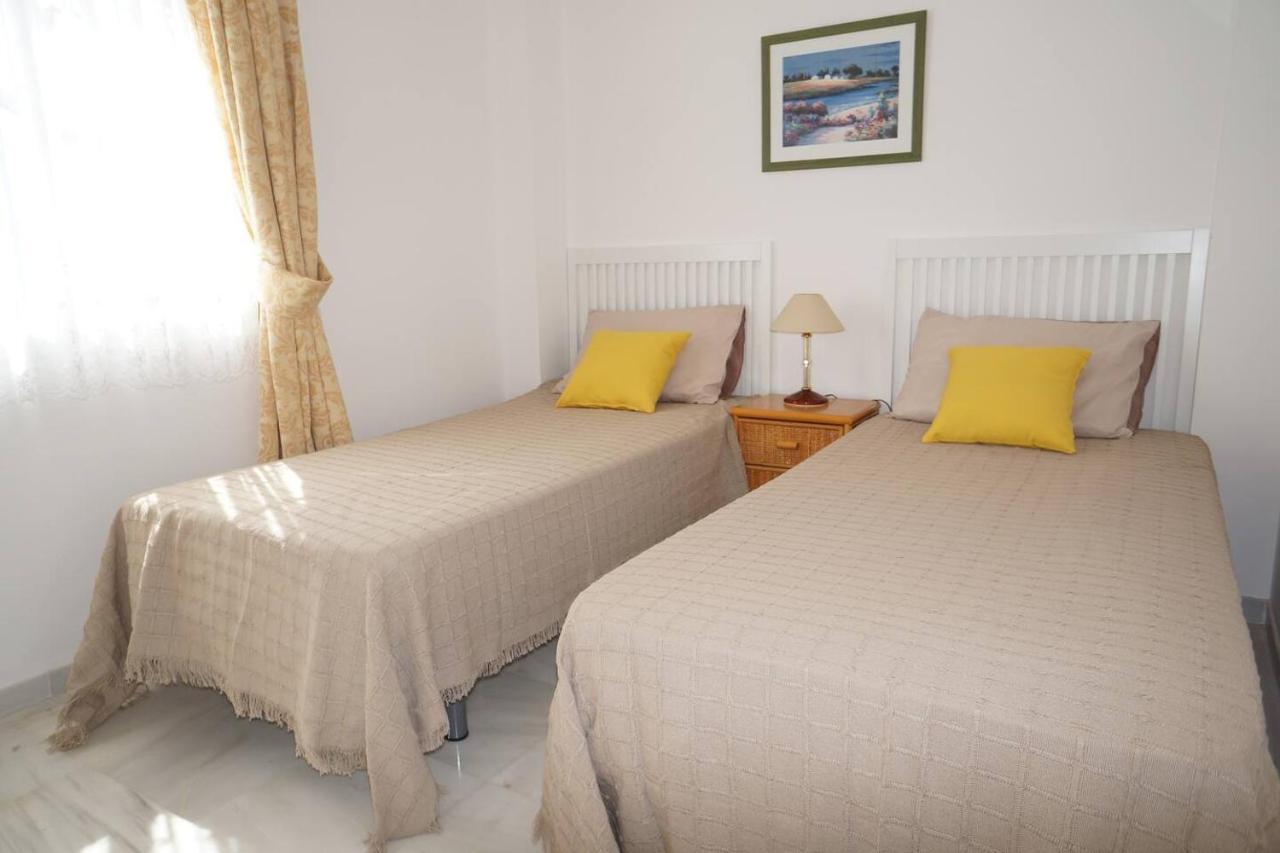 Vinamar Villa Нерха Екстериор снимка